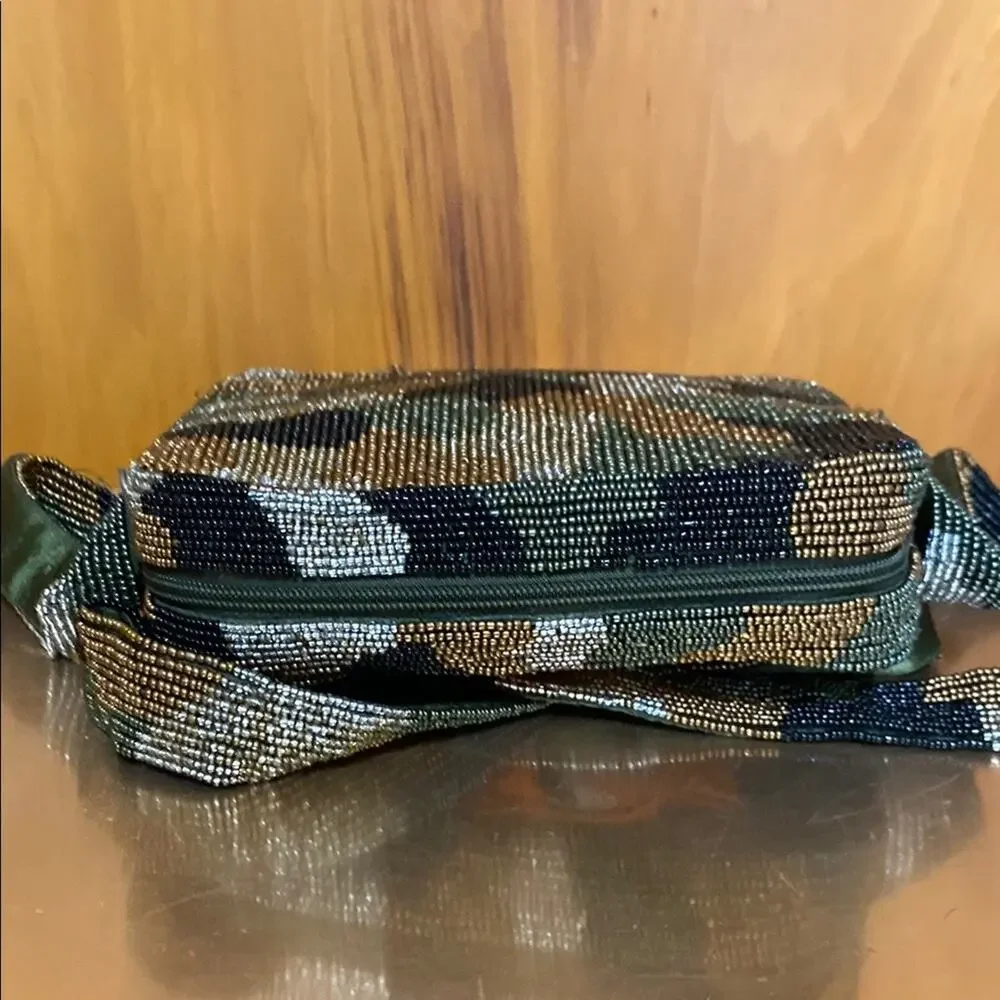 Hand Beaded Tiger Crossbody Bag Camo 7”x6”x2” w/ 23” Drop Zipper Tiana